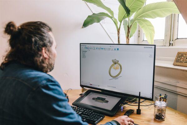 Ontwerp in 3d van een verlovingsring